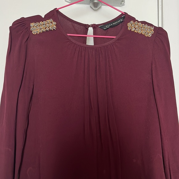 Zara blouse size small. Burgundy - Picture 3 of 5